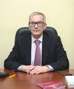 Владимир Ярков президент Нотариальной палаты Свердловской области
